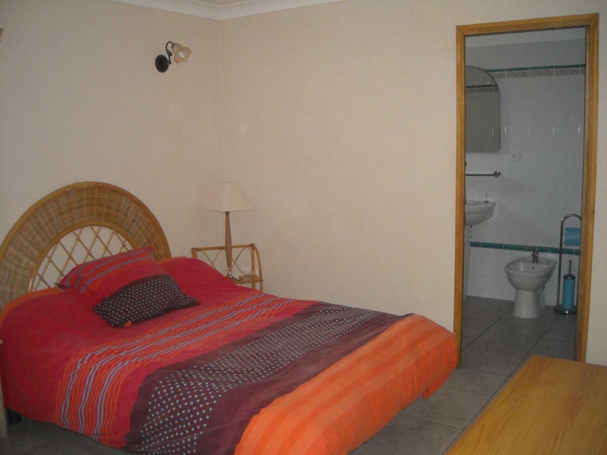 카르팡트라 Maison De Ville Aux Couleurs Provencales. 빌라 외부 사진